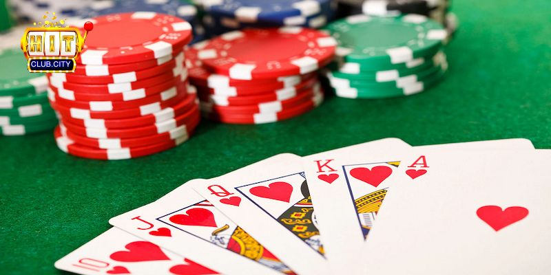 Hướng dẫn chơi Poker Hitclub – Luật chơi và chiến thuật bluff từ cao thủ Các Vòng Cược Chi Tiết Và Quy Định Đặc Biệt